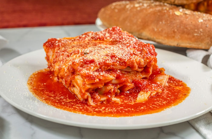 Casanos-Italian-Restaurant-Lasagna