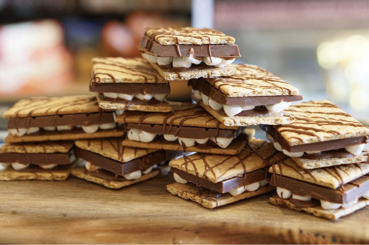 image_b5590ee2-c645-44ab-aafa-eb914f01eca3 smores