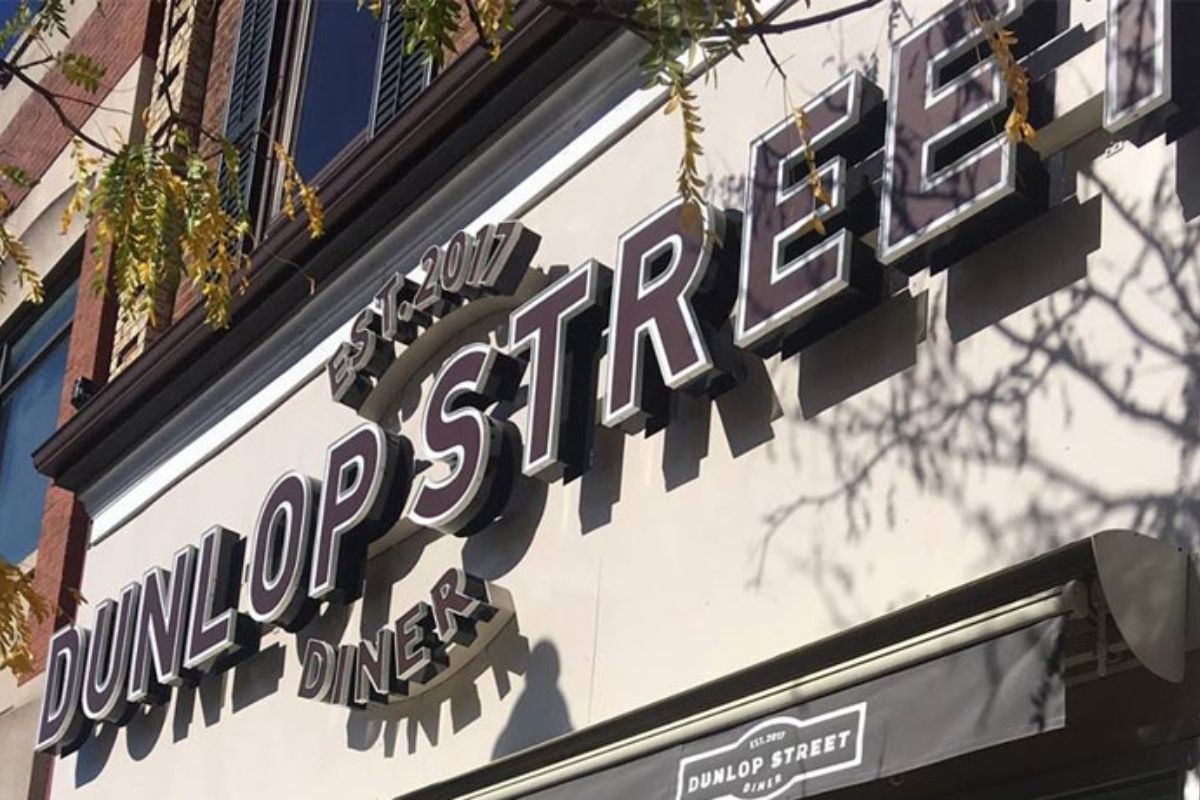 Exterior of Dunlop Street Diner in downtown Barrie