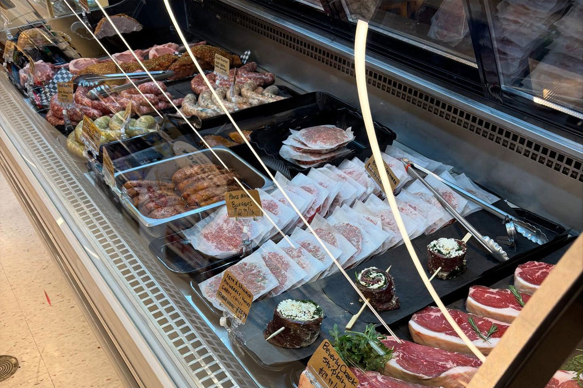Kennedy's Lakeside Grocery