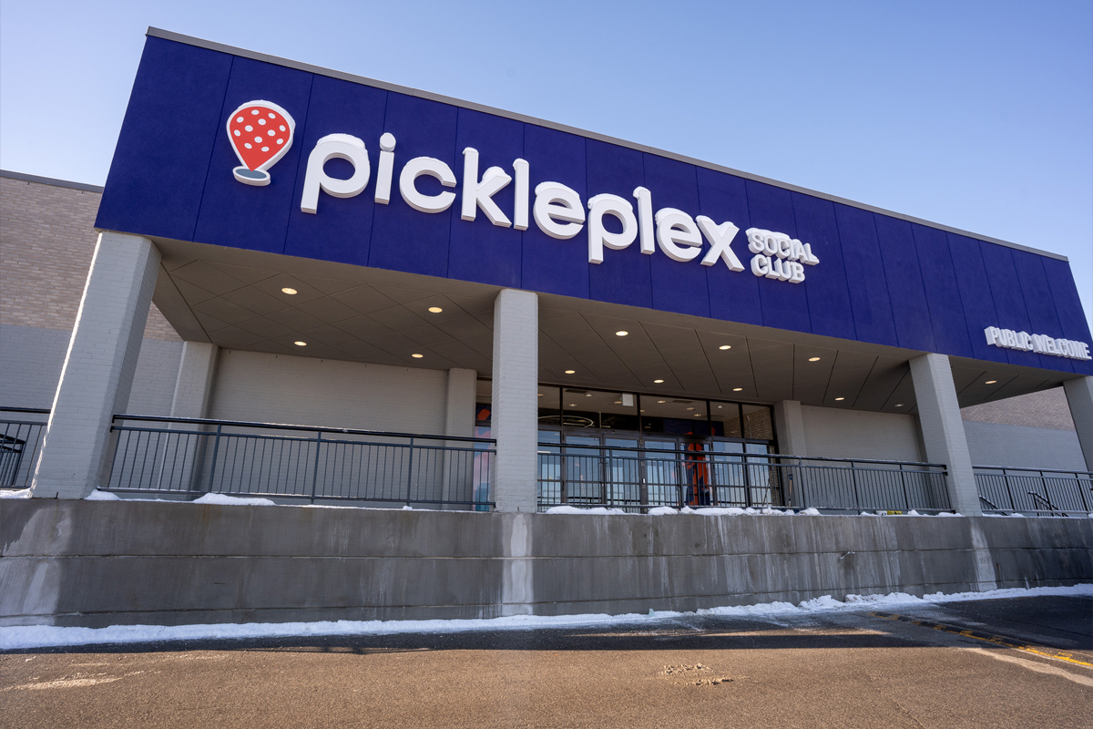 Pickleplex Social Club Exterior