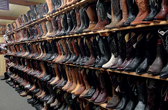 Herberts-boots-and-western-wear-wall